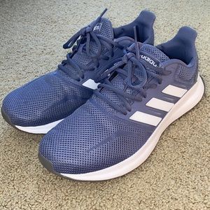 Adidas Tennis Shoes